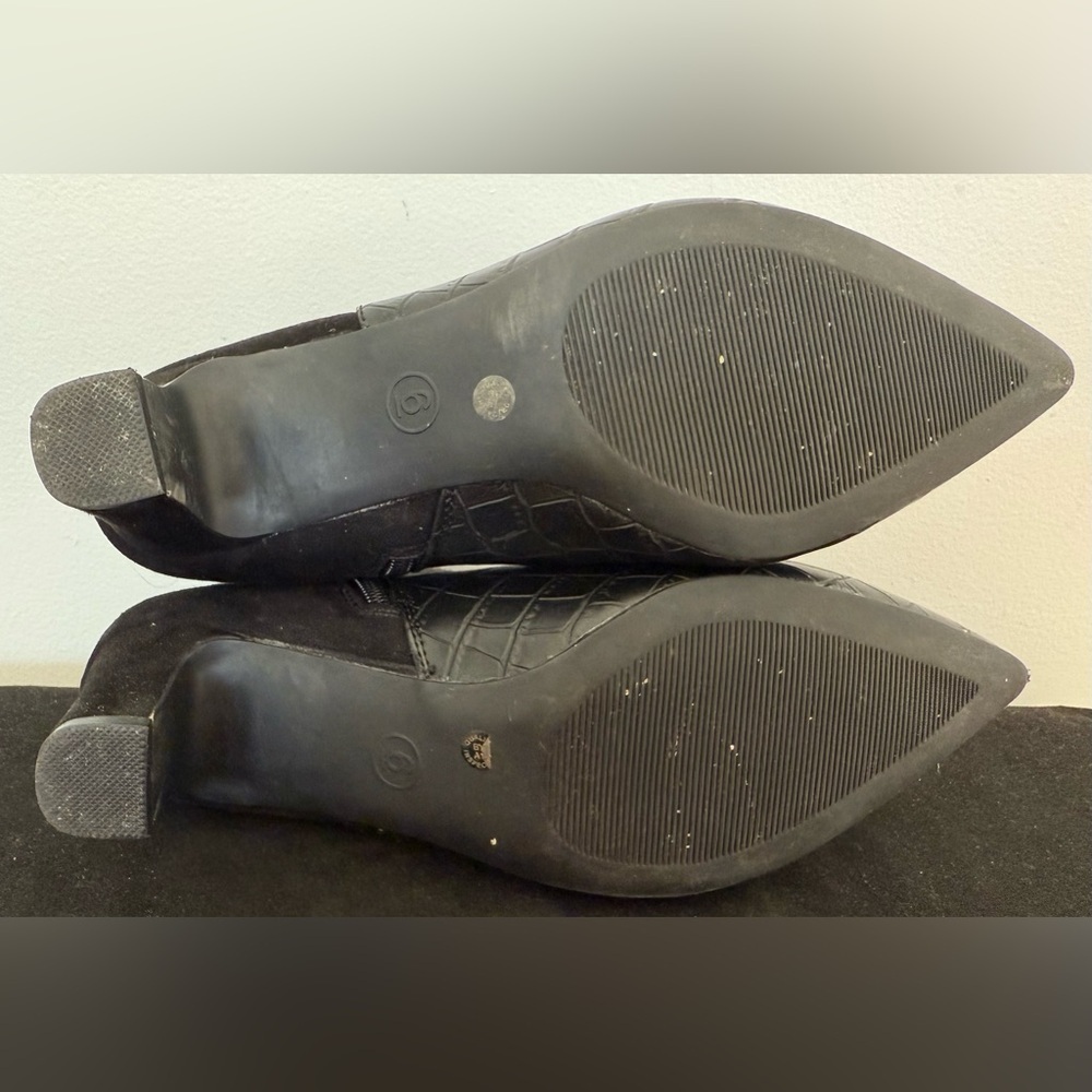 East 5th | Delmar Block Heel Booties | Black | Size 6 | Croc Print - Picture 4 of 4